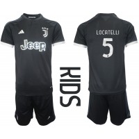 Juventus Manuel Locatelli #5 Tretí Detský futbalový dres 2023-24 Krátky Rukáv (+ trenírky)